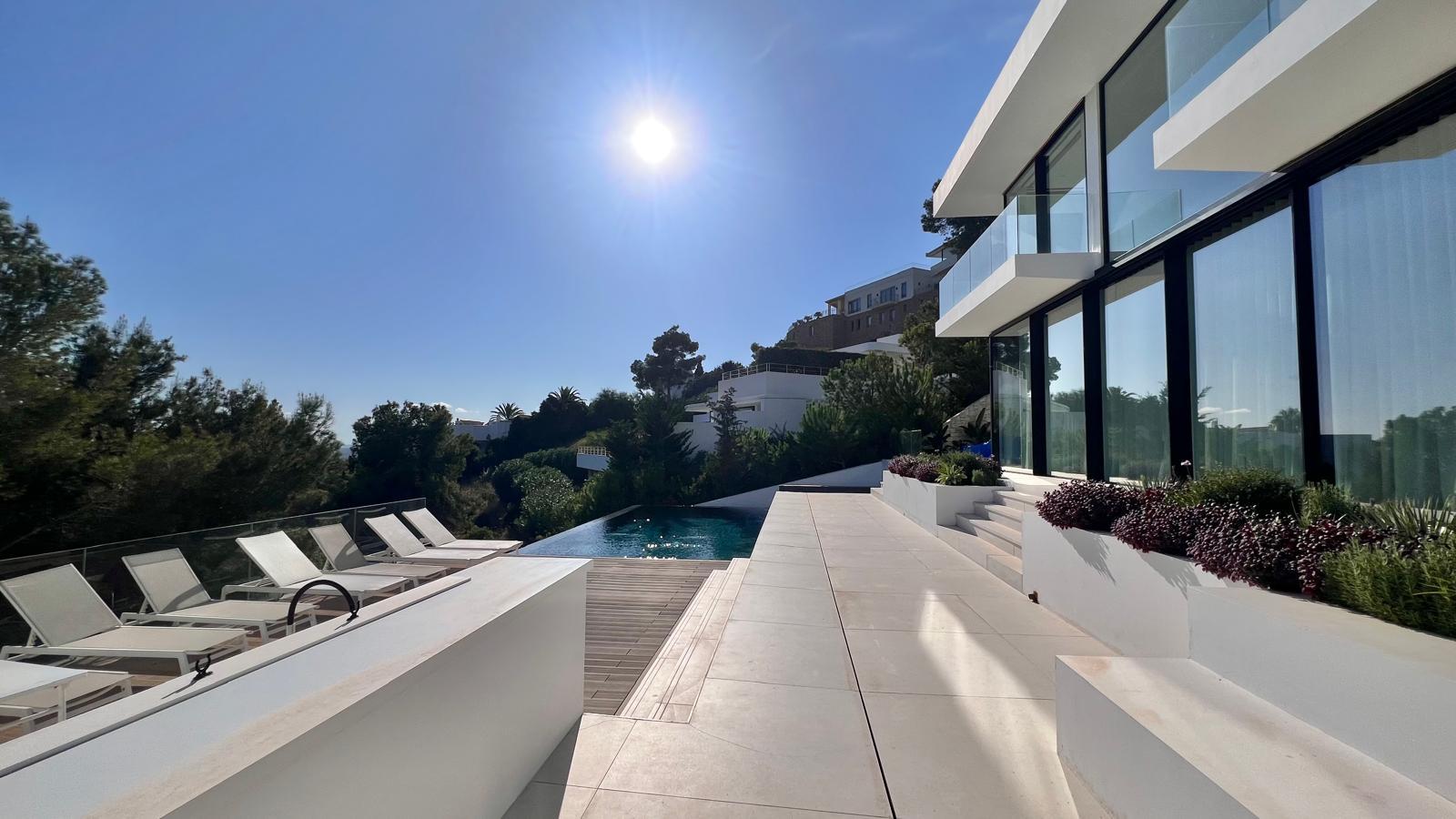 PHOTO-2025-11-18-13-38-34 2.jpg